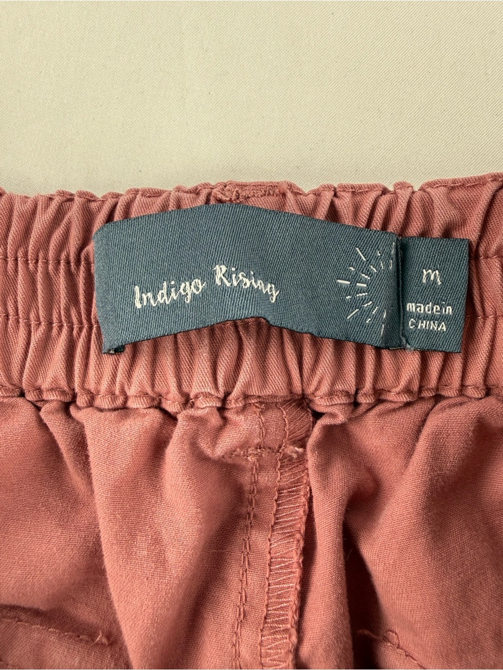 Indigo Rising Women's Utility Cargo Shorts in Dusty Rose - Picture 4 of 6